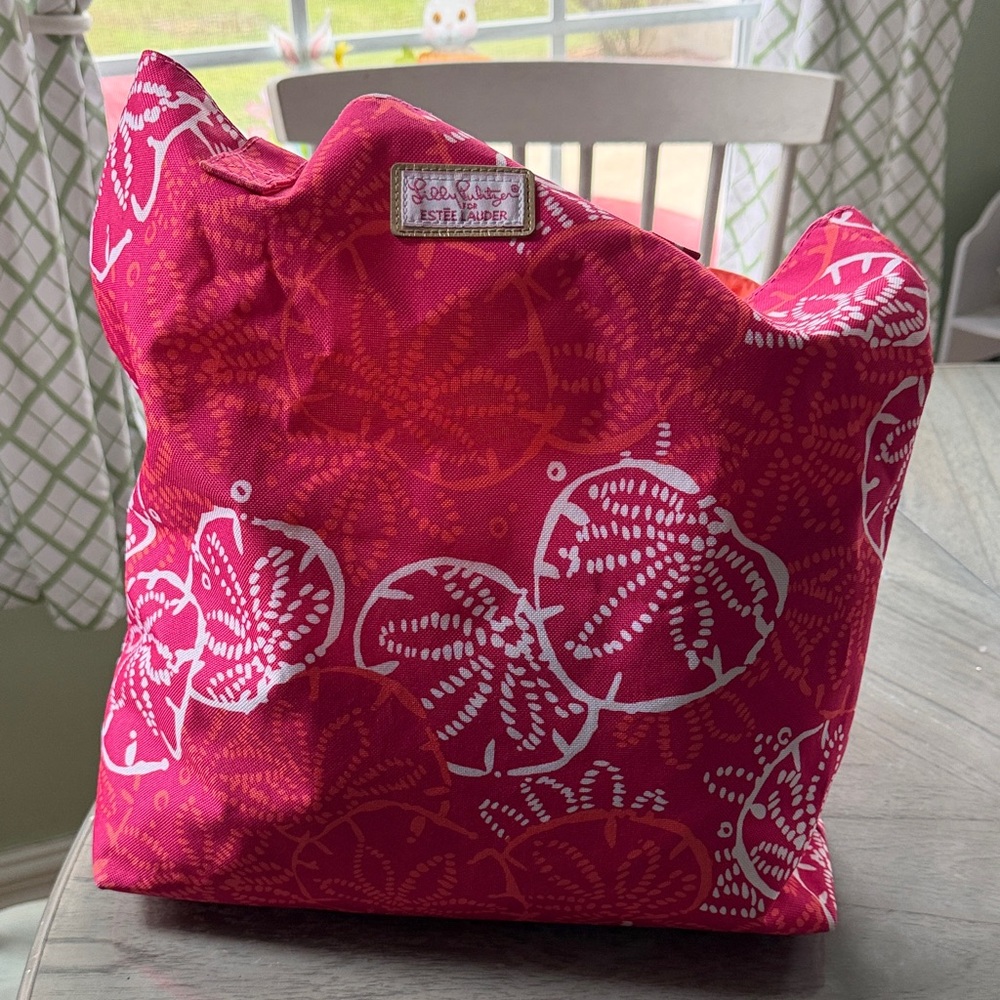 Lilly Pulitzer for Estée Lauder Vibrant Pink beach tote